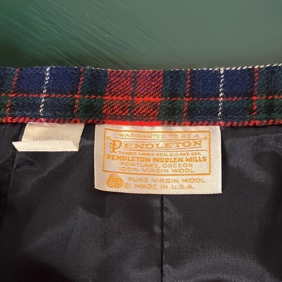 VTG Pendleton Red Plaid 100% Virgin Wool Skirt - Picture 7 of 10